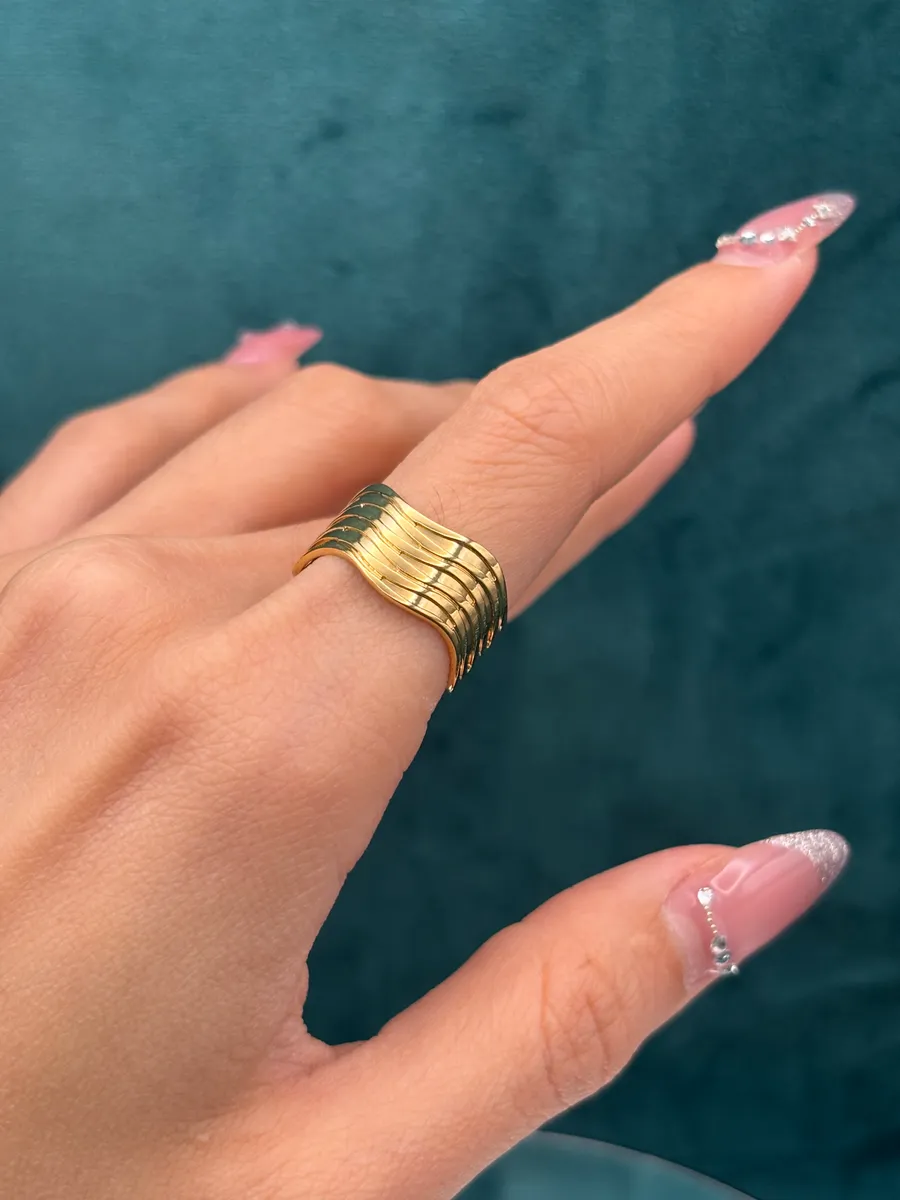 18K Gold Wave Ring | 6.15g, view 2