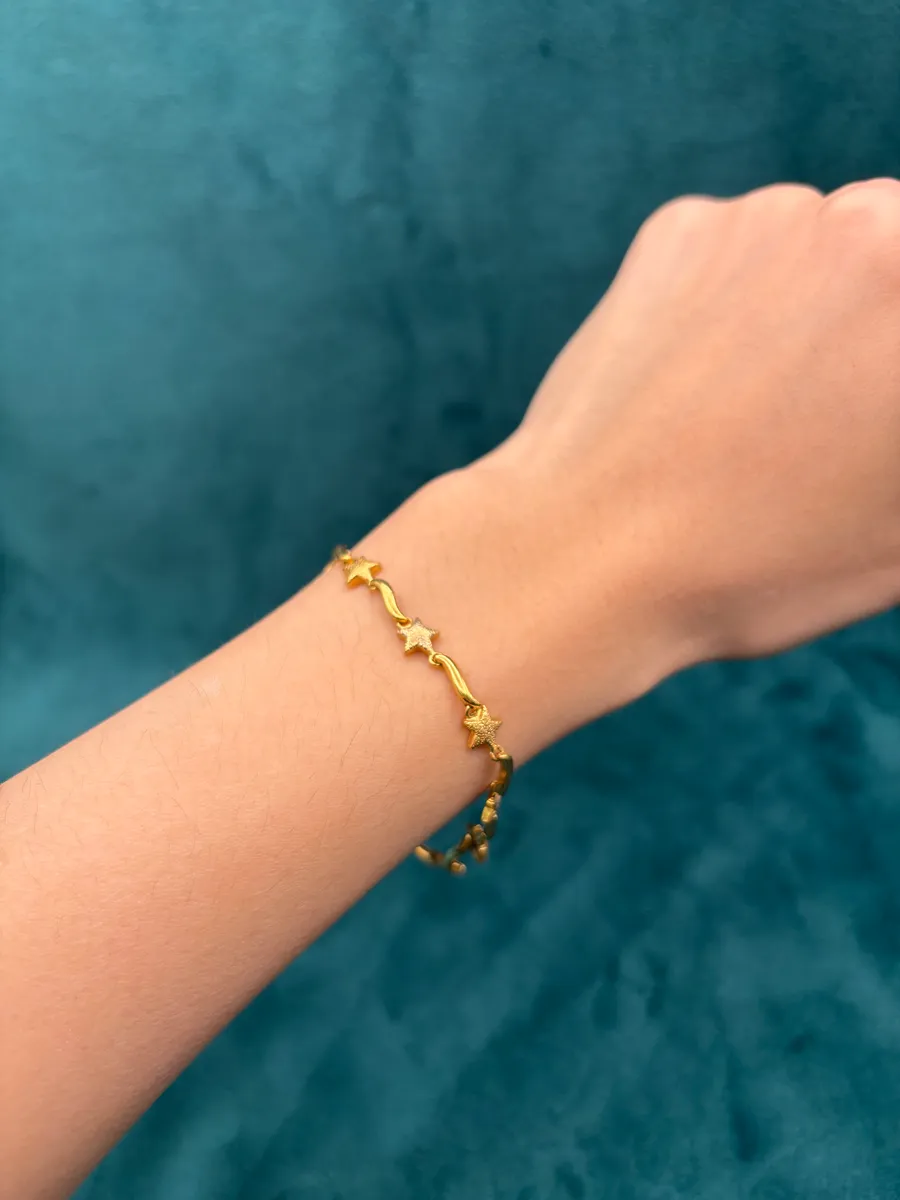 22K Gold Star Bracelet | 8.45 g, view 2